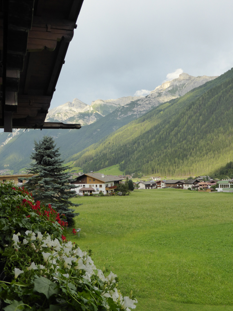  Evening light in the Stubai 
